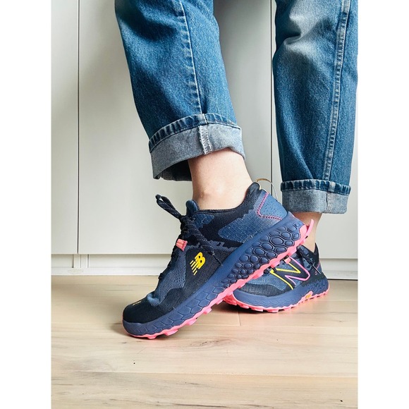 New Balance Womens Fresh Foam X Hierro V7 Trail Running Shoe | Night Sky 10 US - Picture 2 of 11